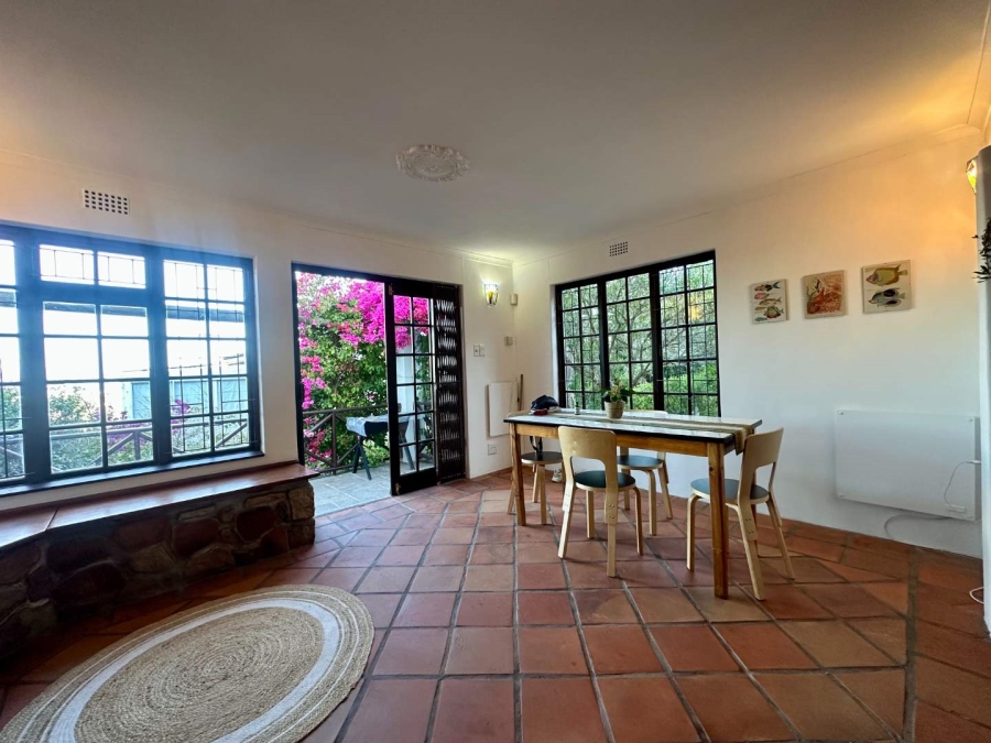 To Let 2 Bedroom Property for Rent in Muizenberg Western Cape